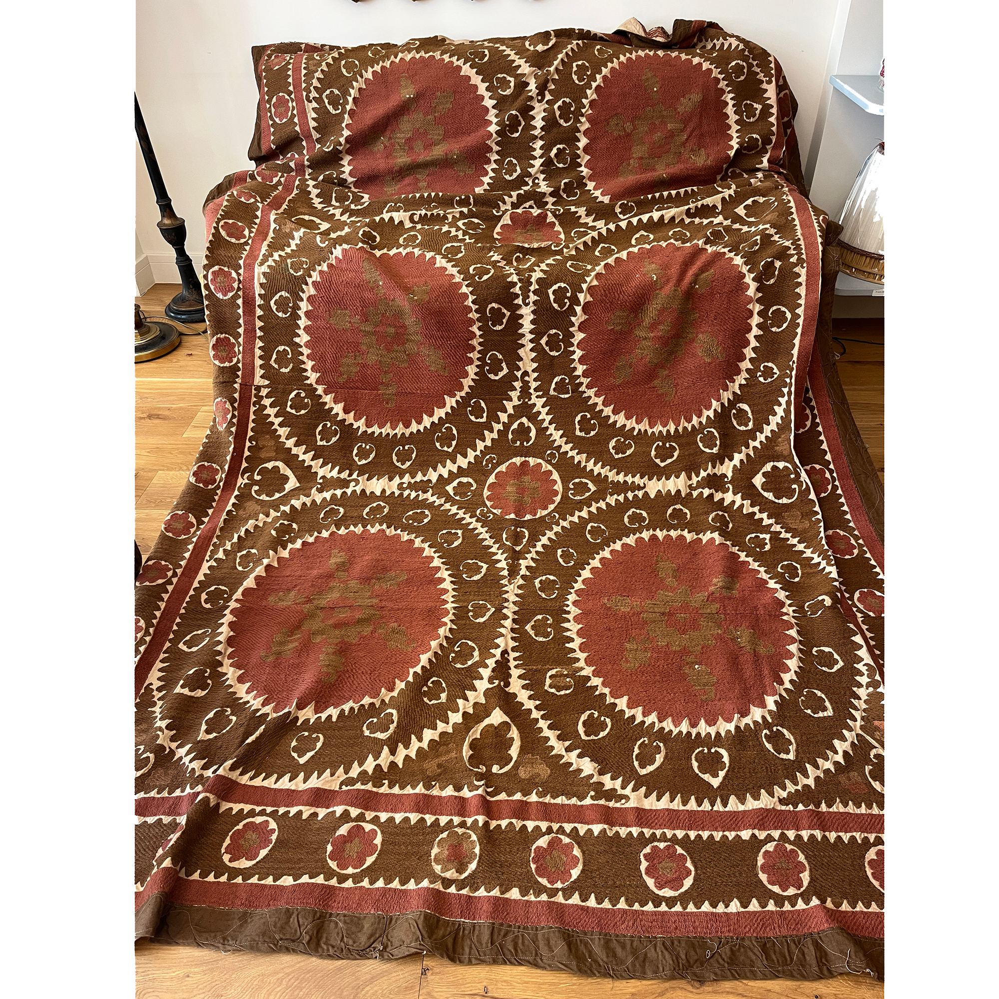 Large rectangular cotton Suzani brown and aubergine hanging/bedspread, Uzbekistan circa 2000