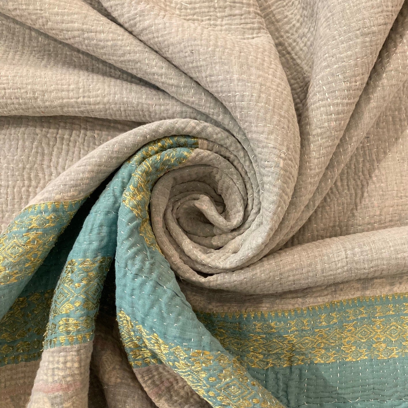 Nushka Textiles Hand-Stitched Kantha Throw